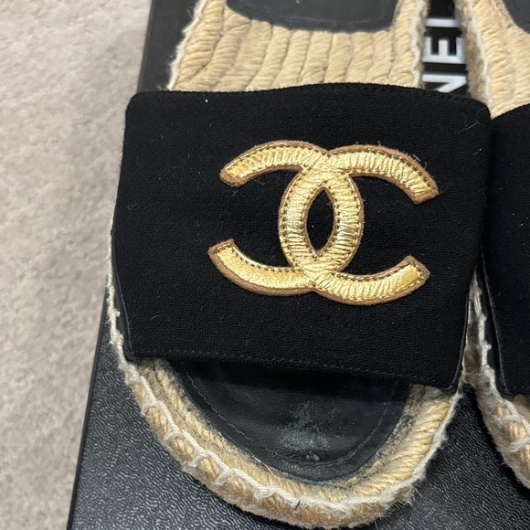 CHANEL Black and Gold Espadrille Sandals - Picture 9 of 9